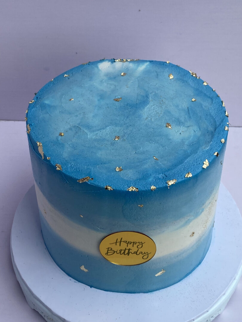 Three layers 7''Blue Sky cake