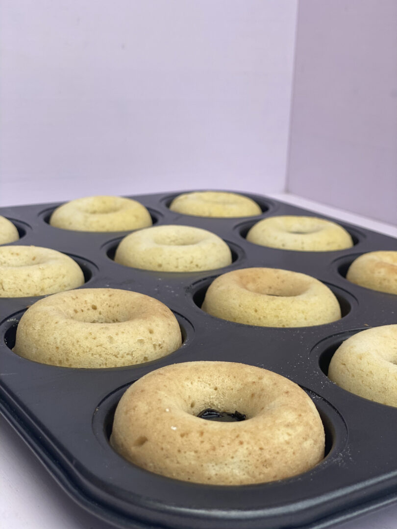 Box of 10 plain baked doughnuts